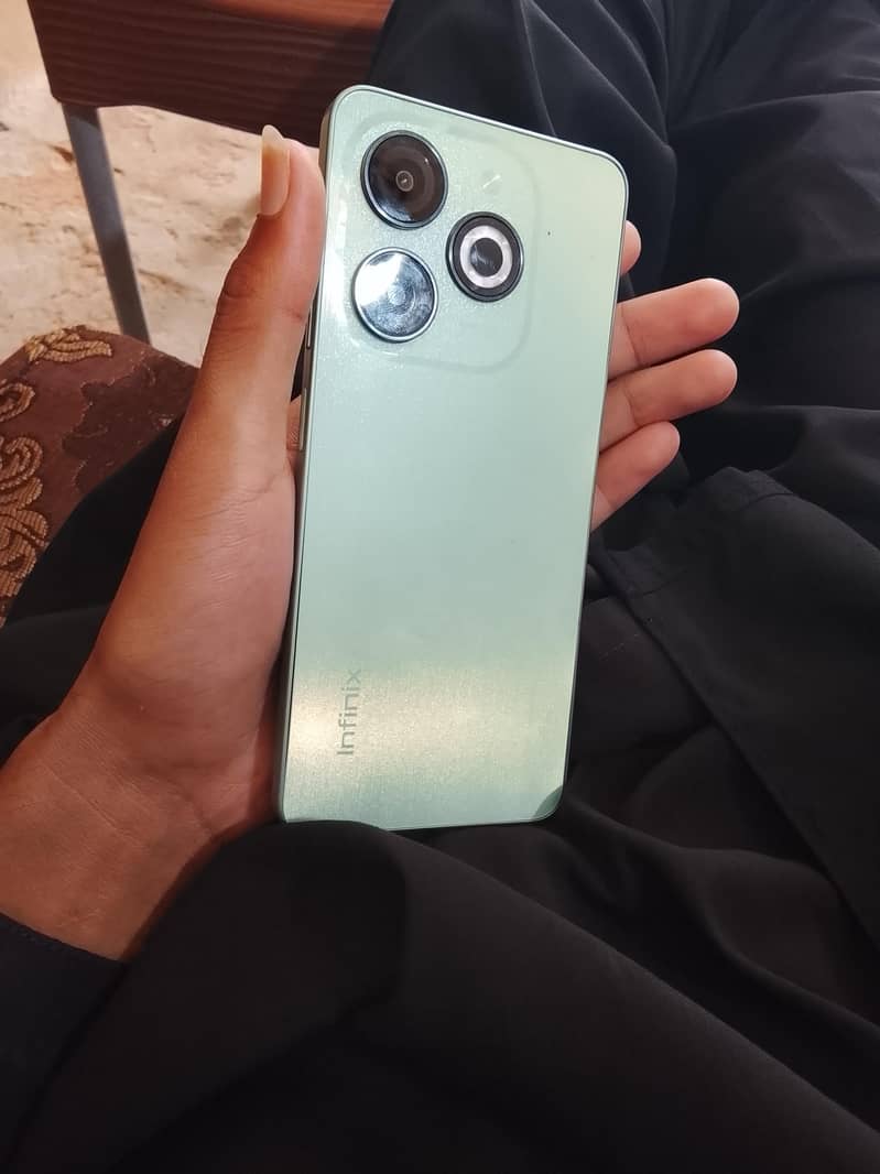 Infinix Smart 8 0