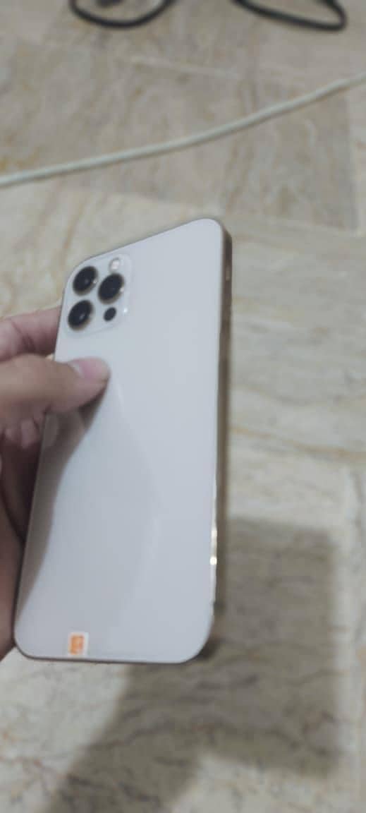 Apple iPhone 12 Pro 6