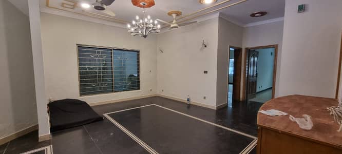 14marla full house available for rent