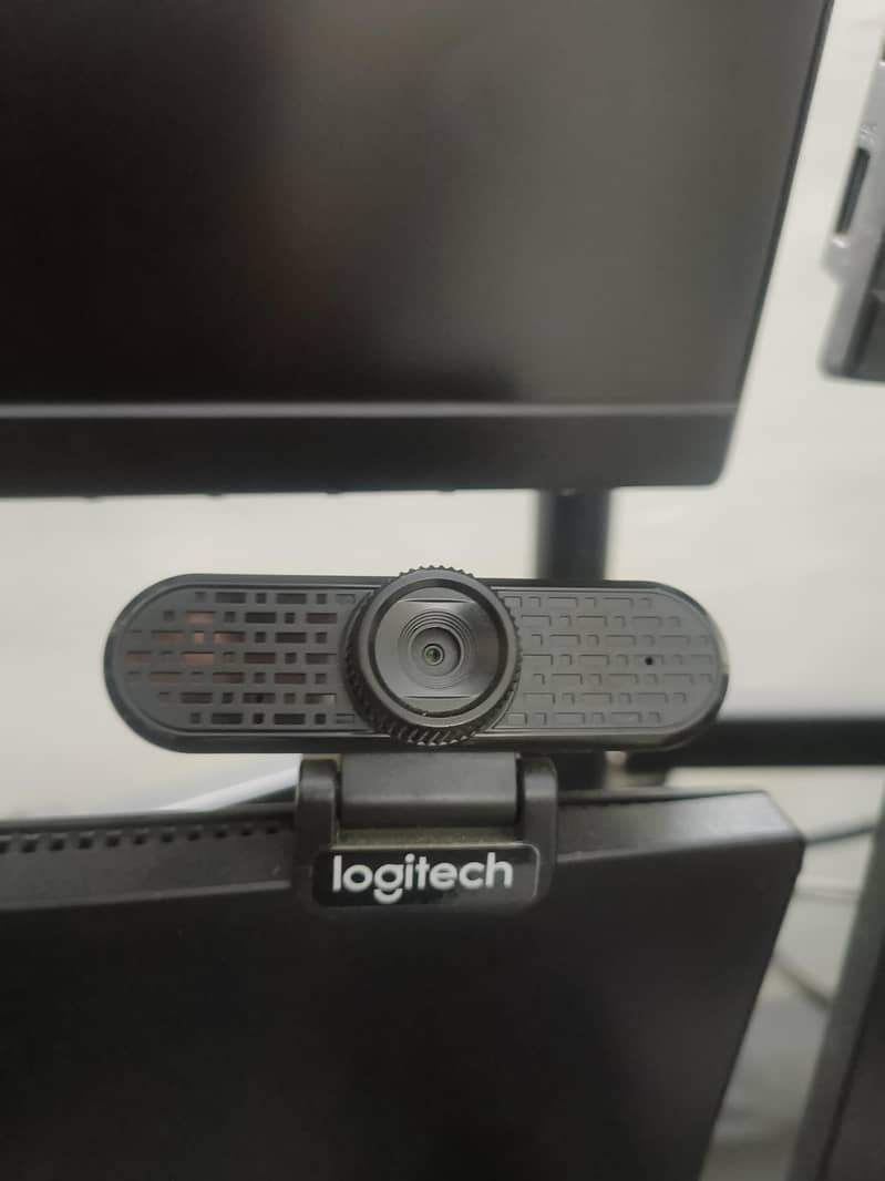 Gaming PC complete setup 4