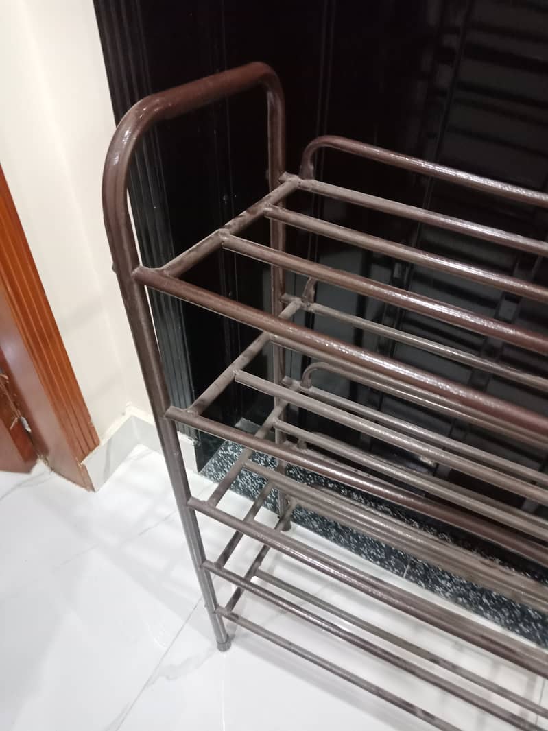 Shoe rack 1