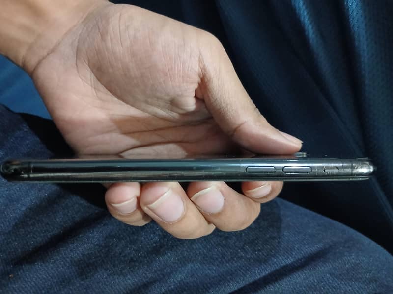 Apple iPhone X 1