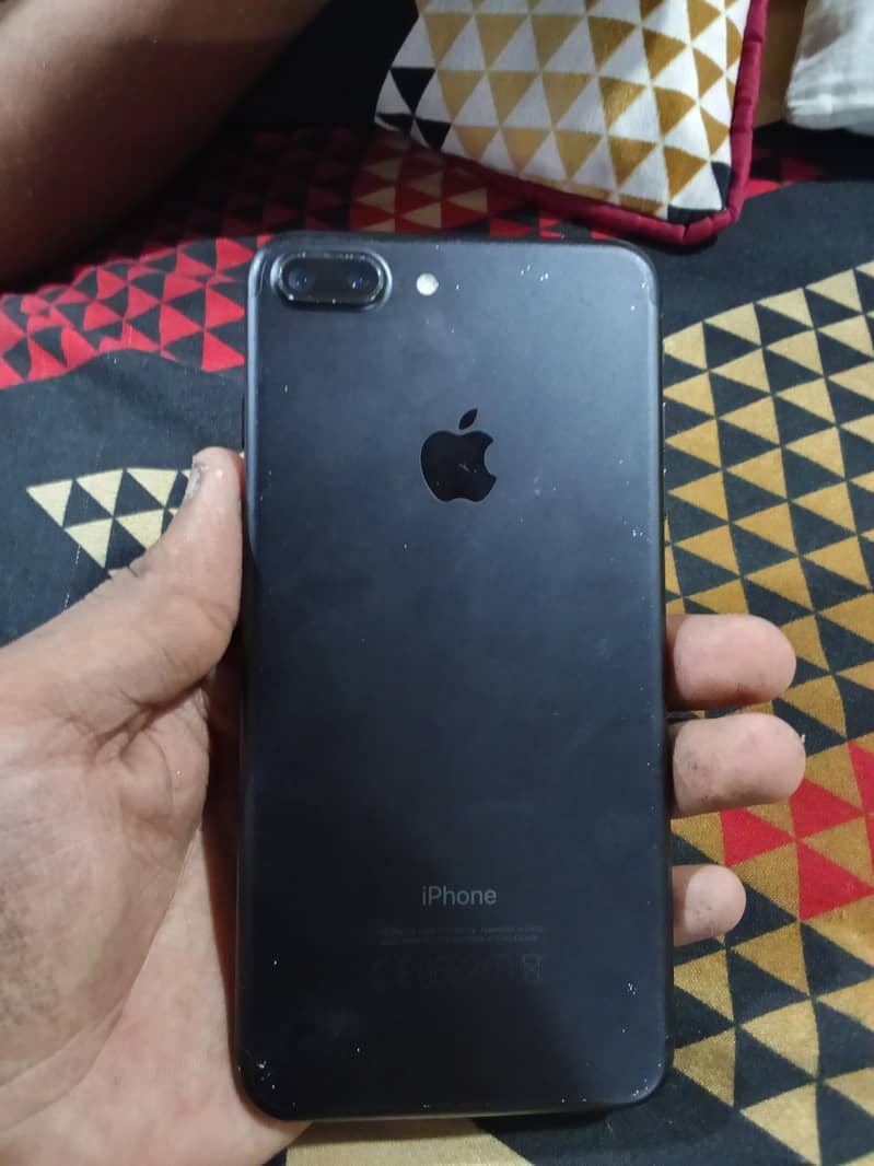 Apple iPhone 7 0