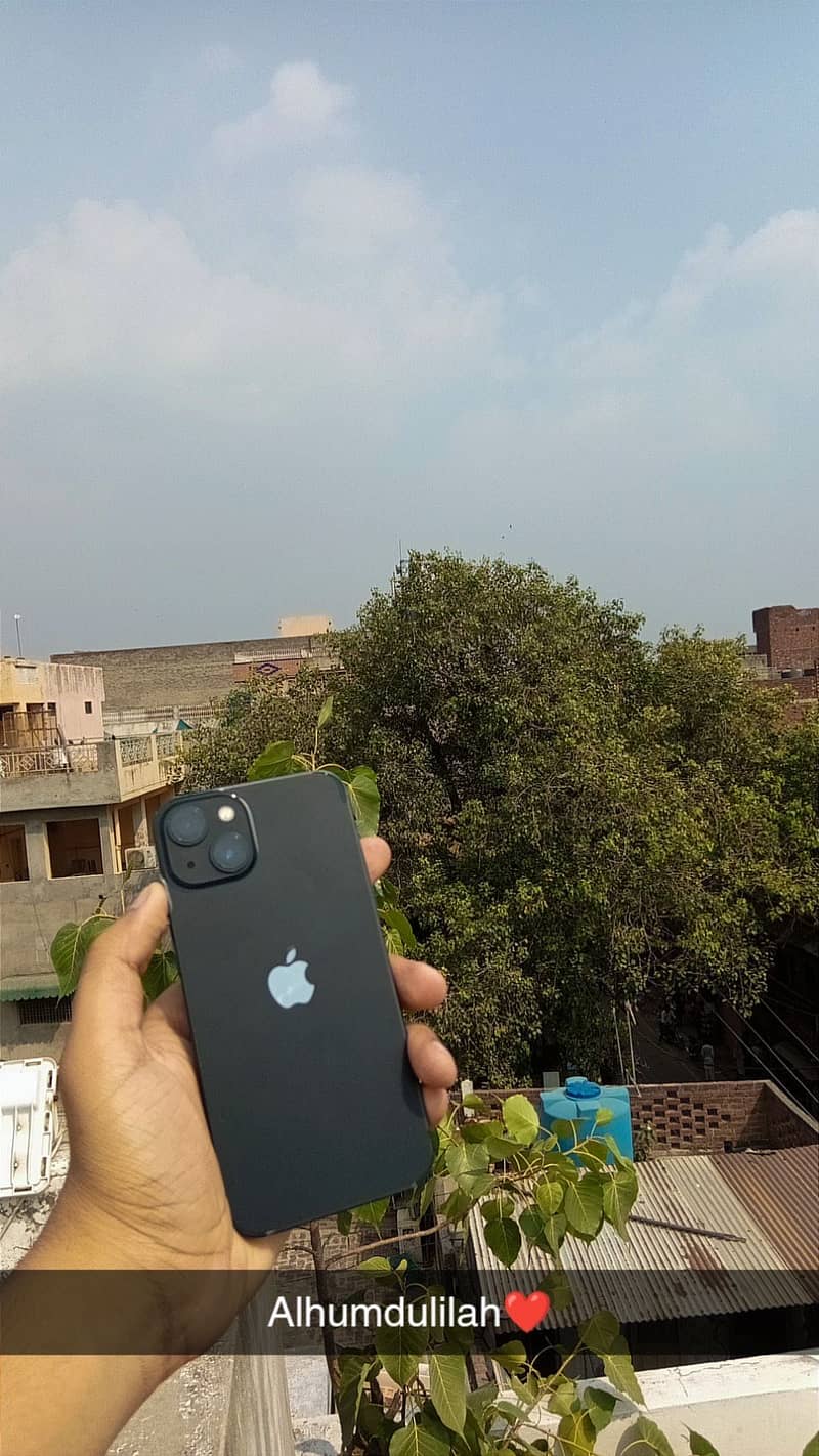 Apple iPhone 13 2