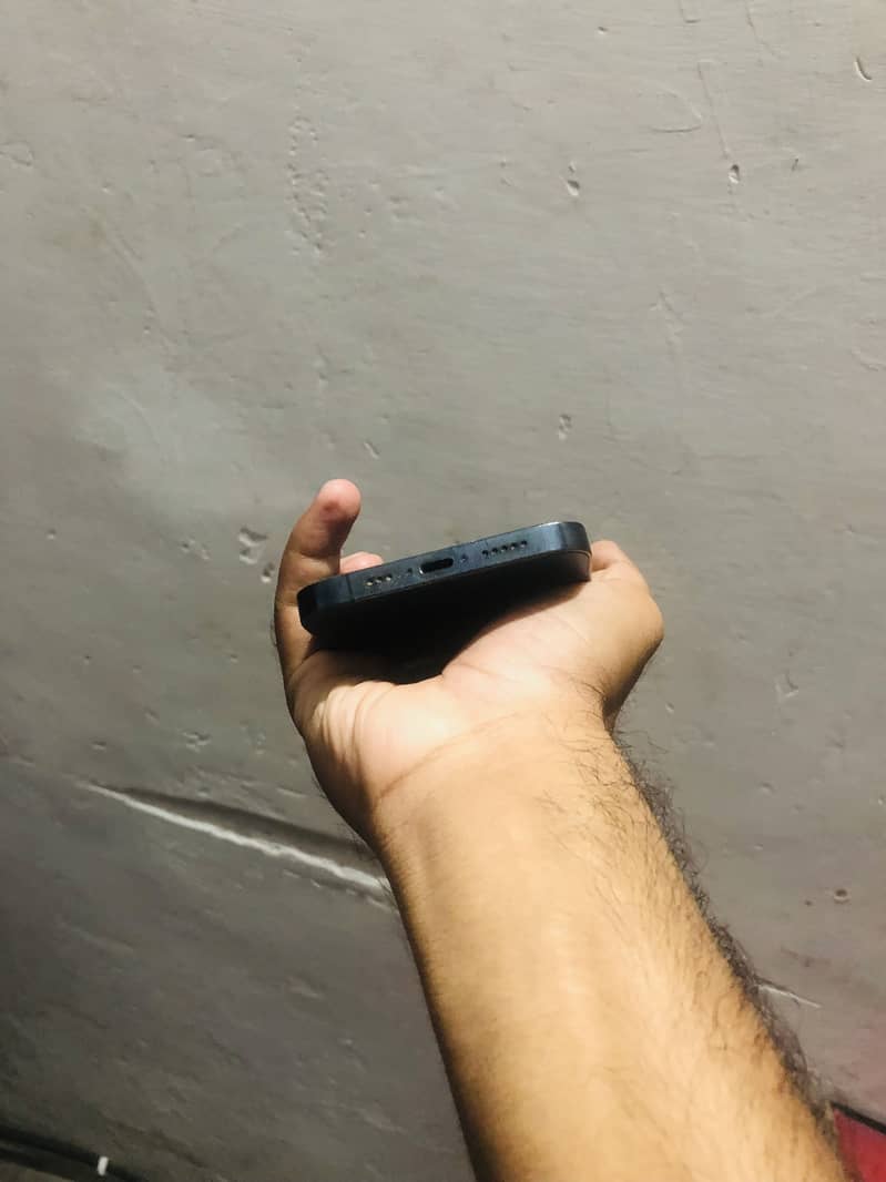 Apple iPhone 12 Pro 3