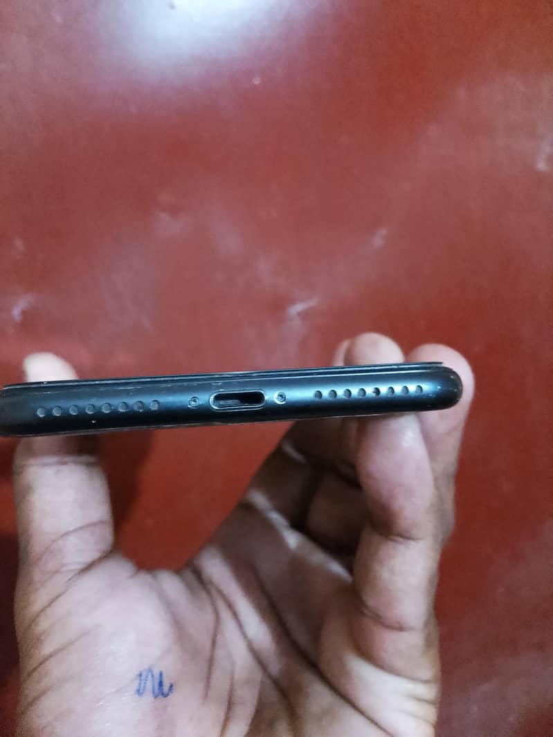 iphone 7 plus 128GB 4