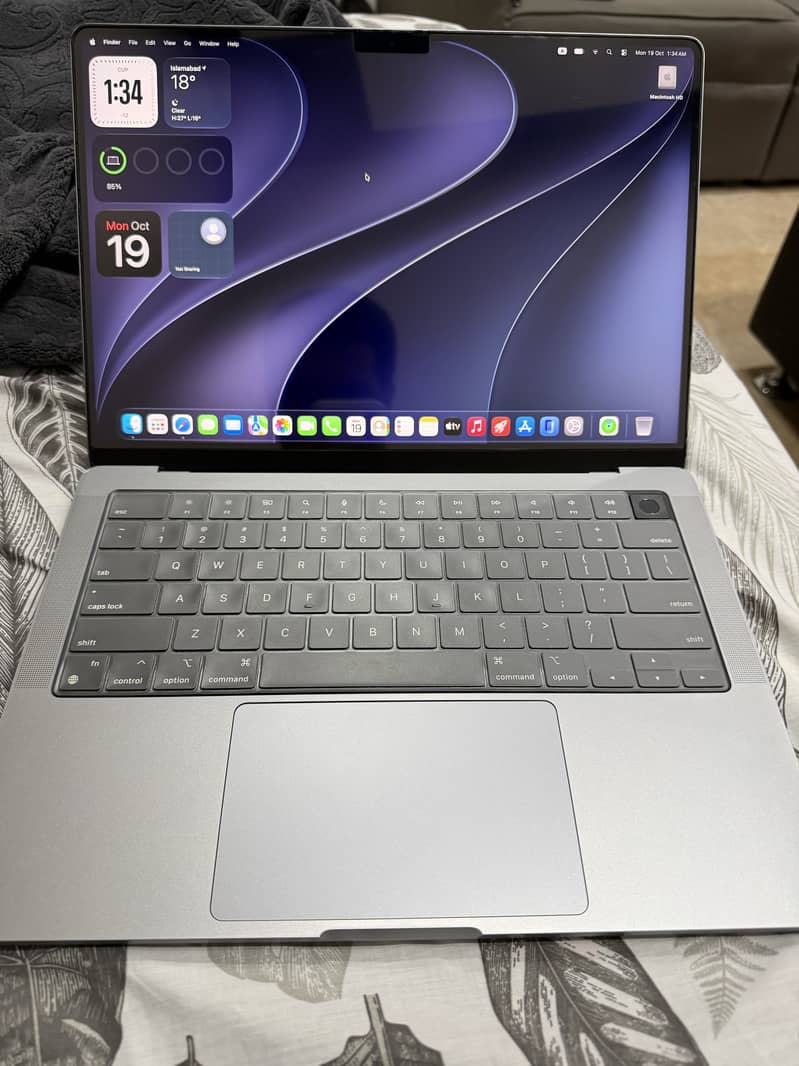 Macbook pro m1 1