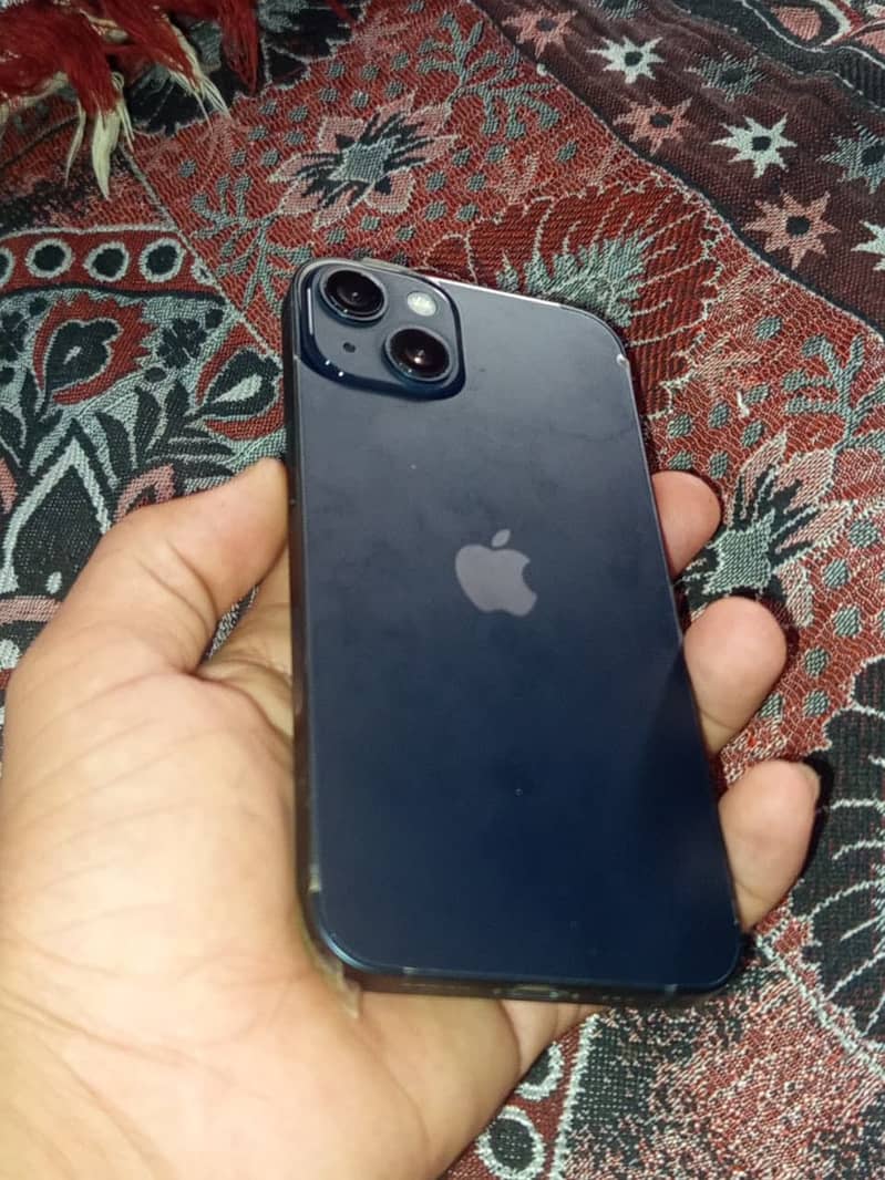 Apple iPhone 13 0