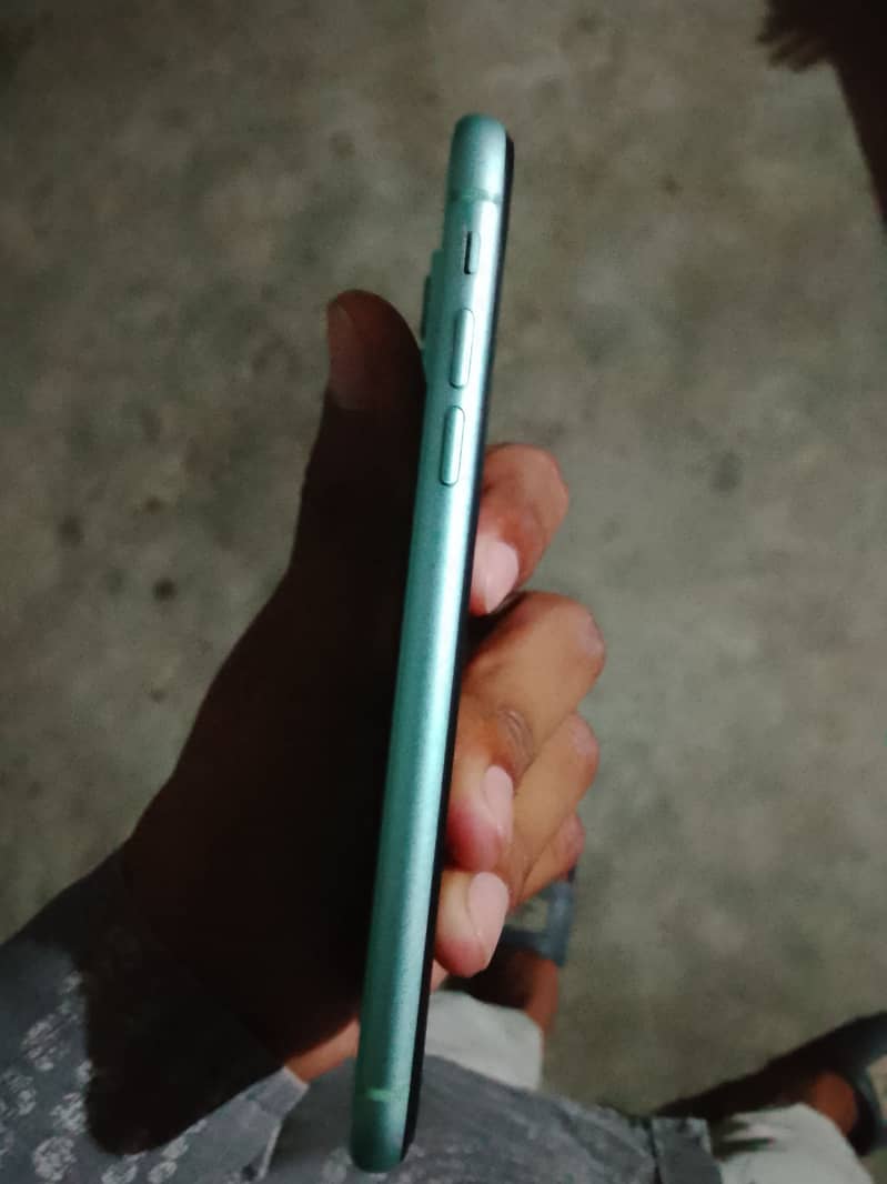 Apple iPhone 11 mdm 3