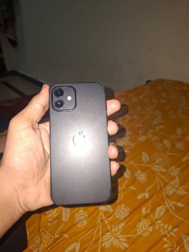 Apple iPhone 12 5