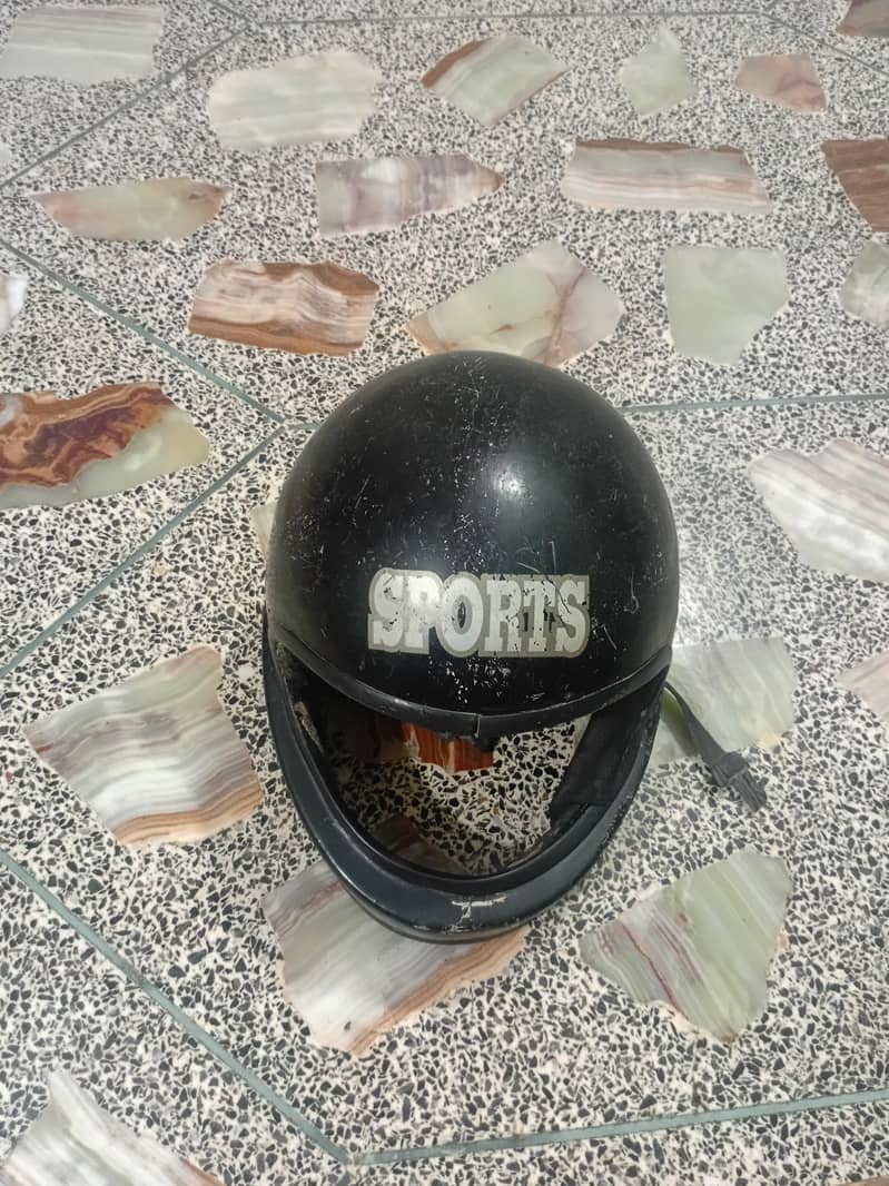 Helmet 0