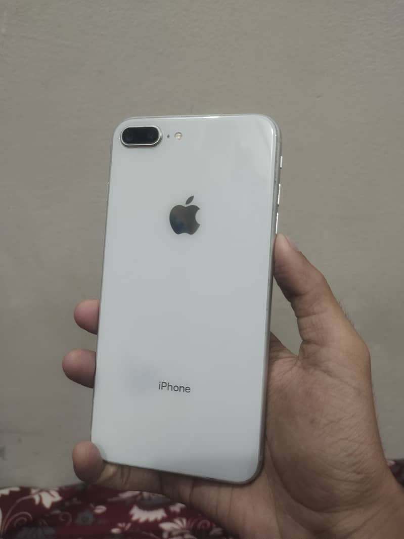 Iphone 8 plus 1