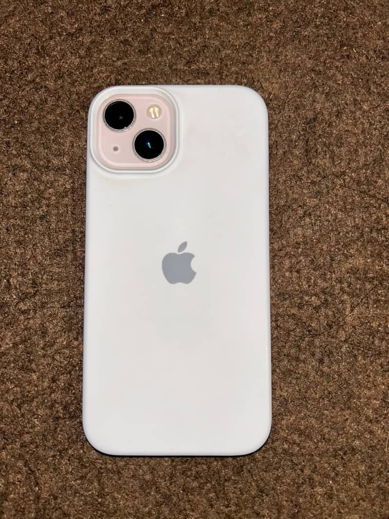 Apple iPhone 13 1
