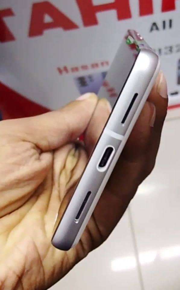 Google Pixel 7 3