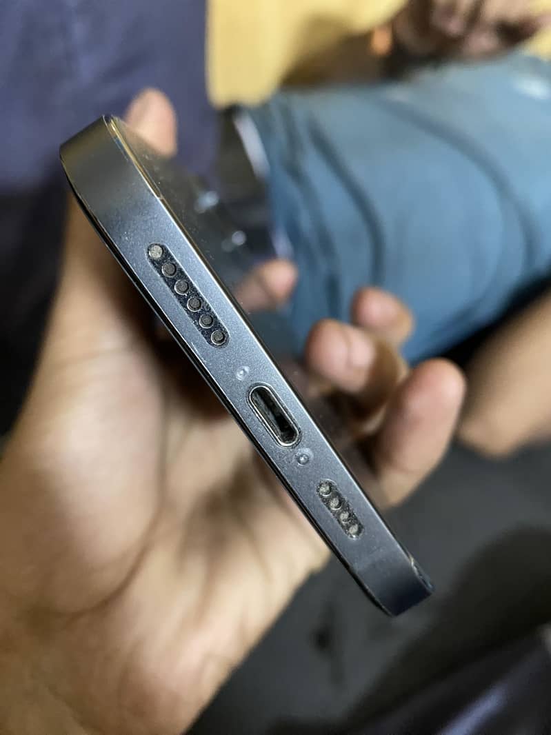 Apple iPhone 12 Pro Max 2