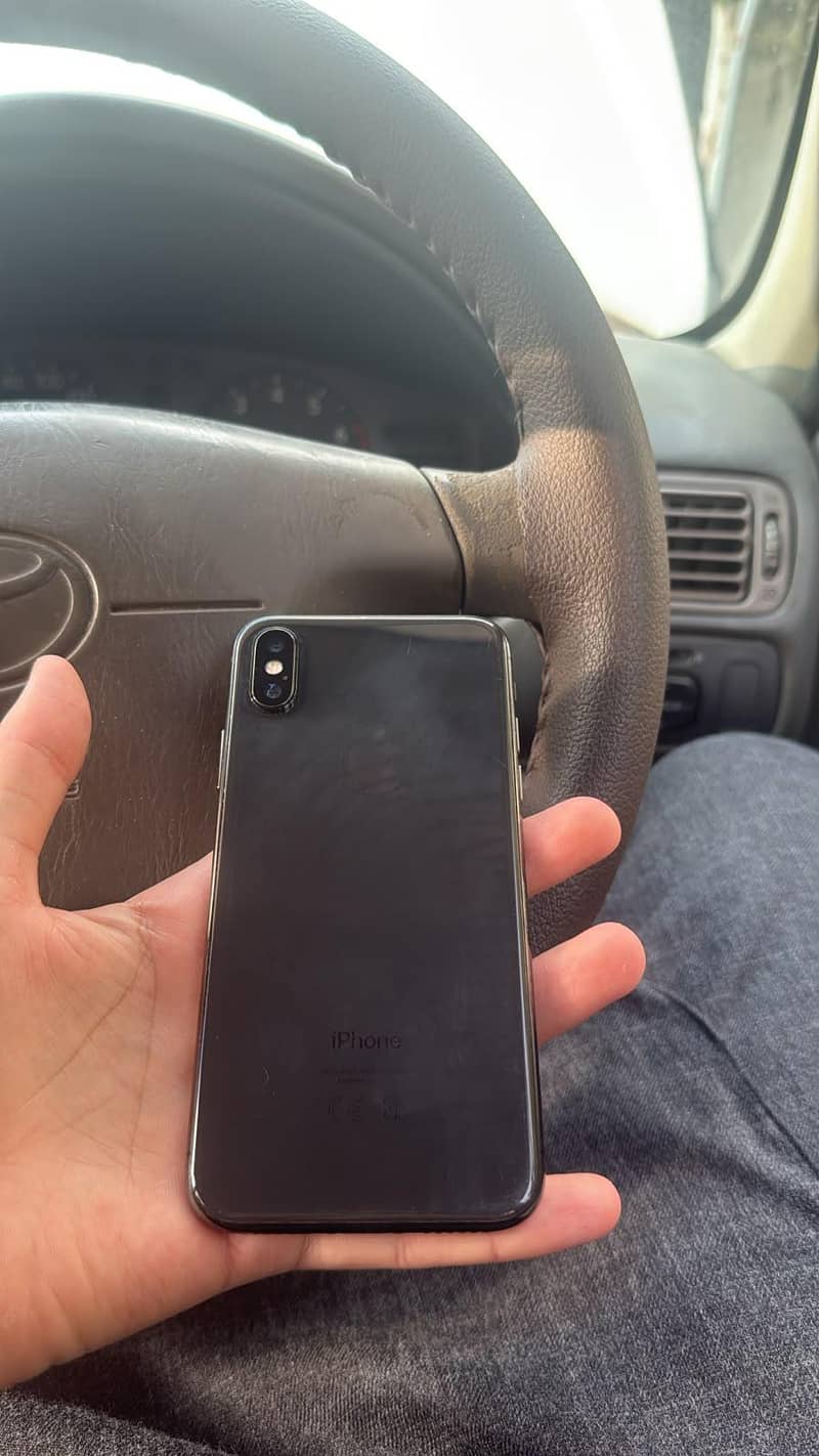 Apple iPhone X 0