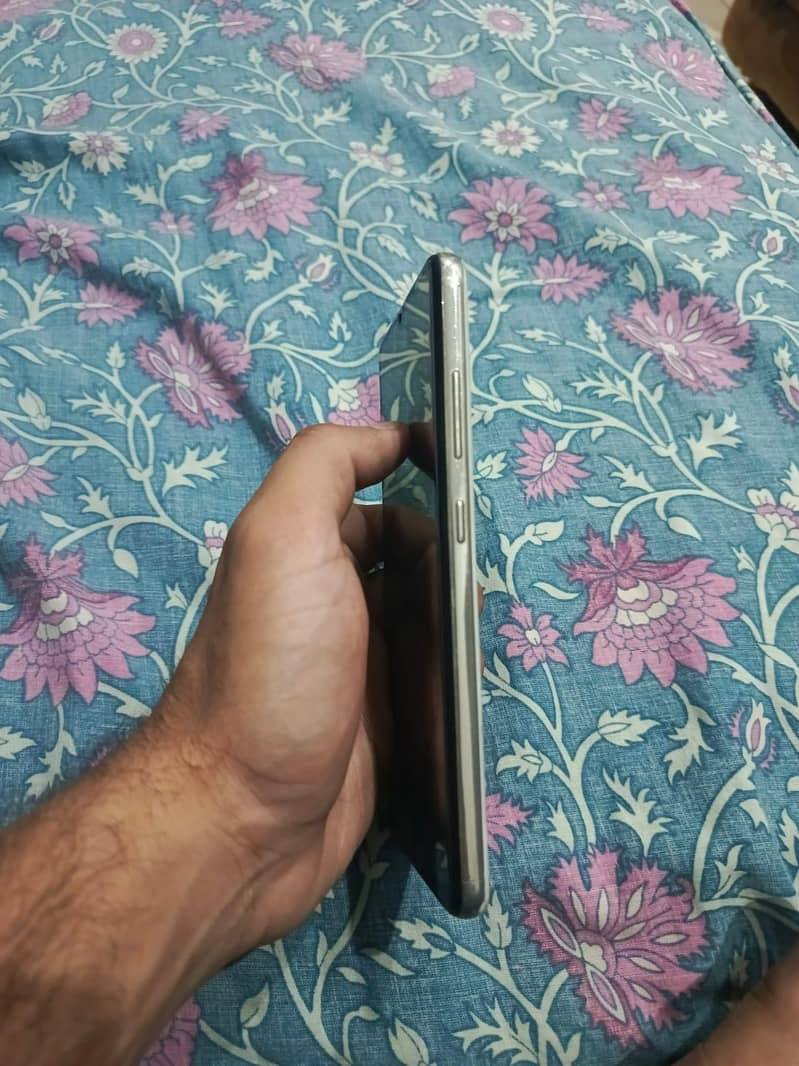 Samsung Mobile A32 1