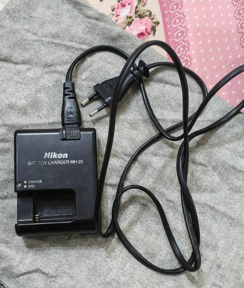 D7100 4
