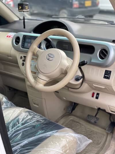 Toyota Porte 2007