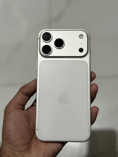 Apple iPhone 17 Pro Max
