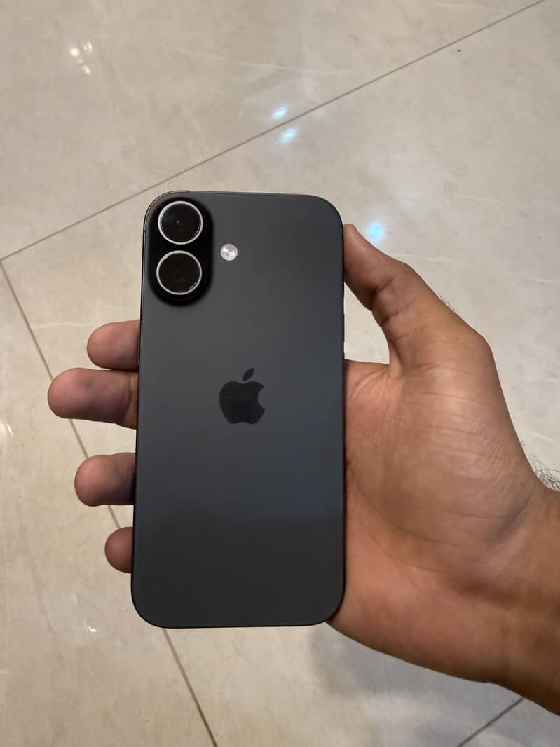 IPHONE 17 0