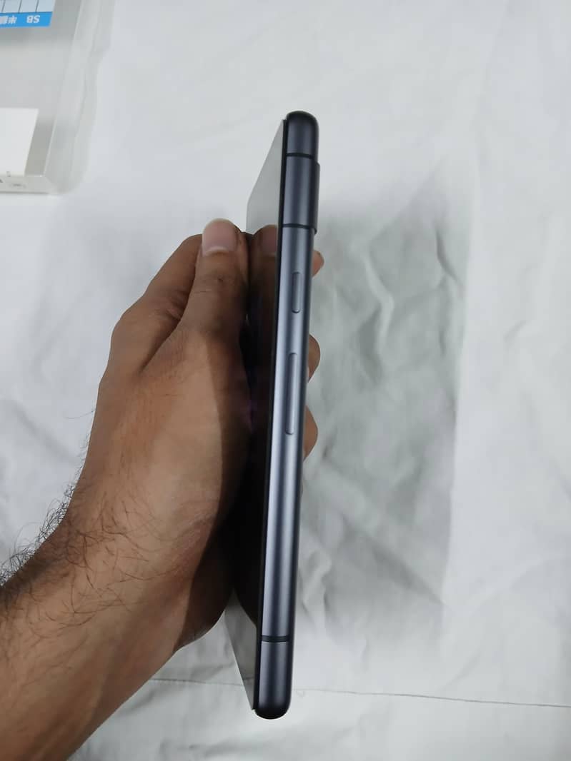 Google Pixel 7a 4