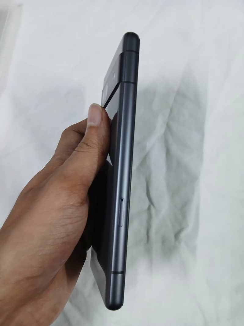 Google Pixel 7a 5
