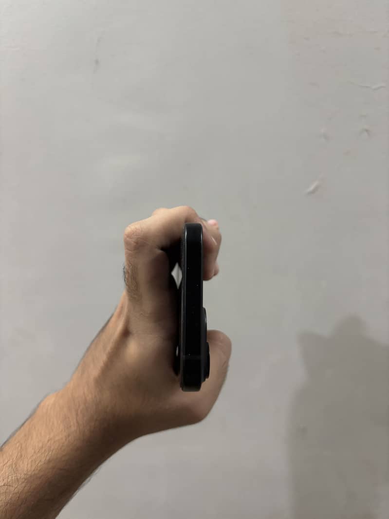 Apple iPhone 15 2
