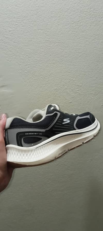 sketcher go run consistent 2.0