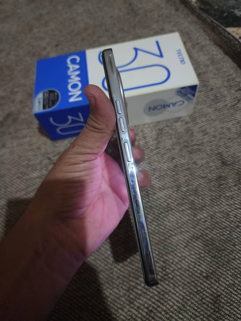 Tecno CAMON 30 5
