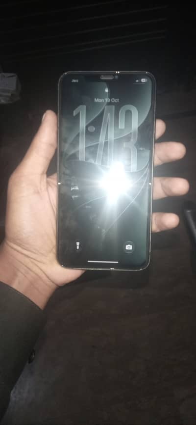 Iphone 11 pro Max. PTA approve . 256 gb. Battery health 84.