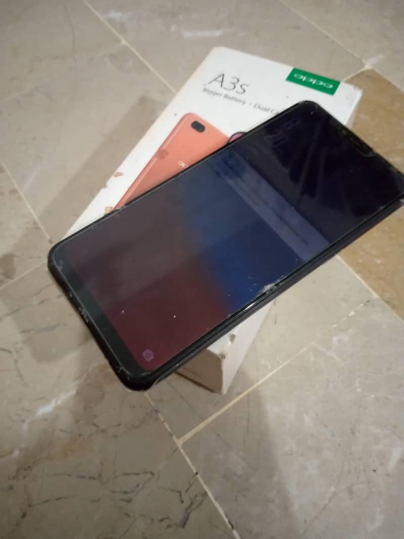 OPPO A3s 7