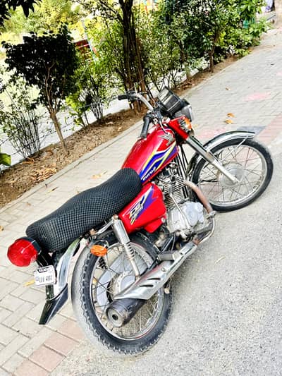 Honda CG 125 2017 Model | Lahore Registered | First Owner