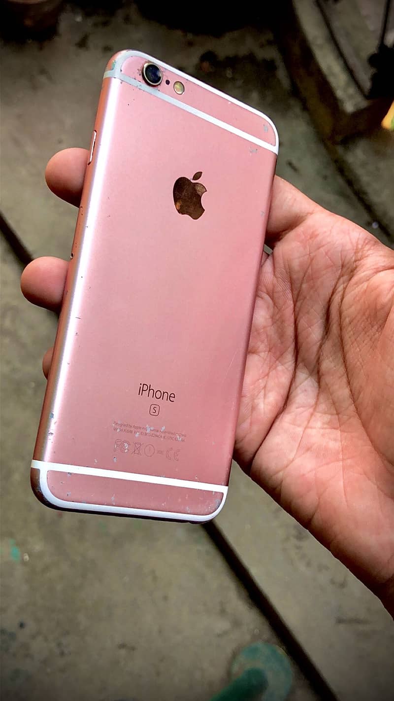 Apple iPhone 6S 2