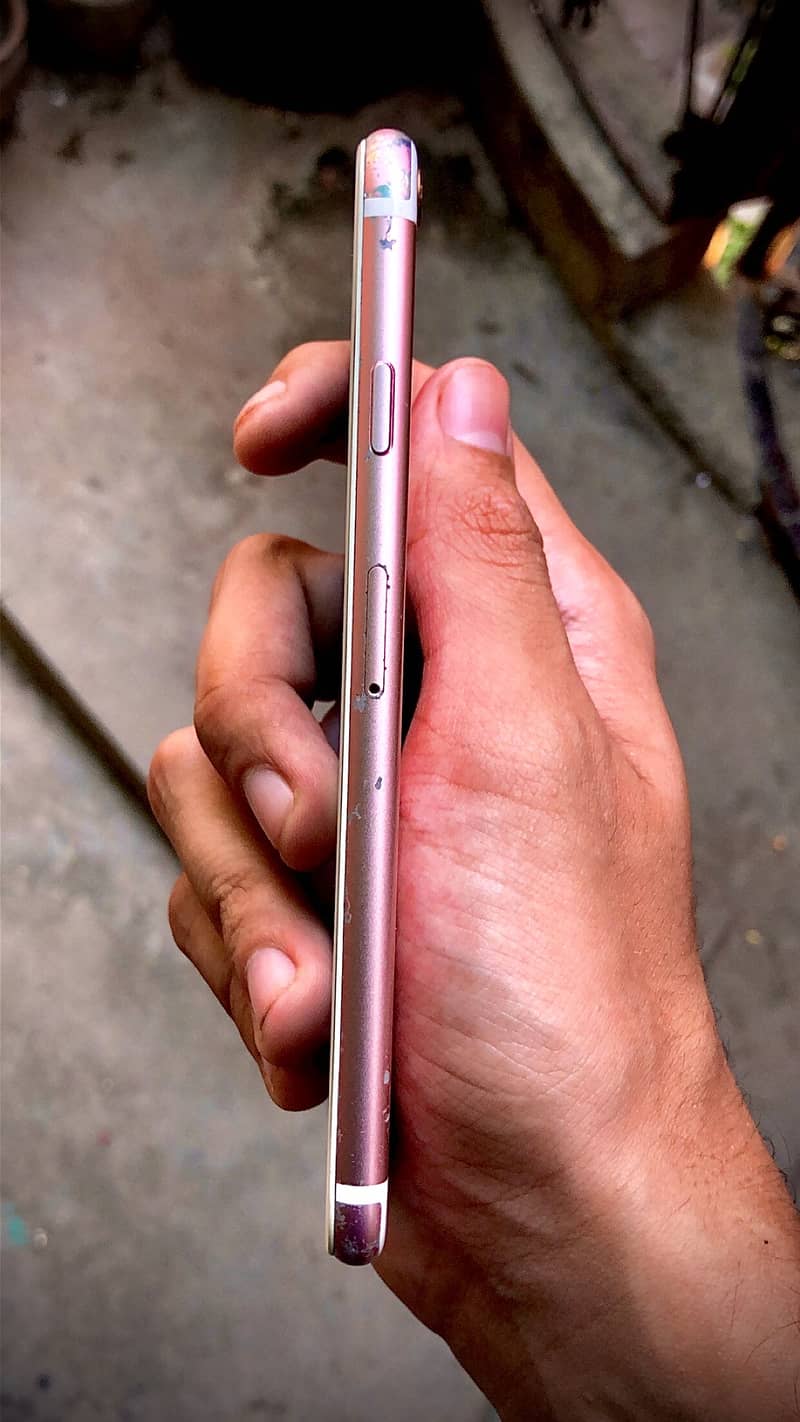Apple iPhone 6S 7