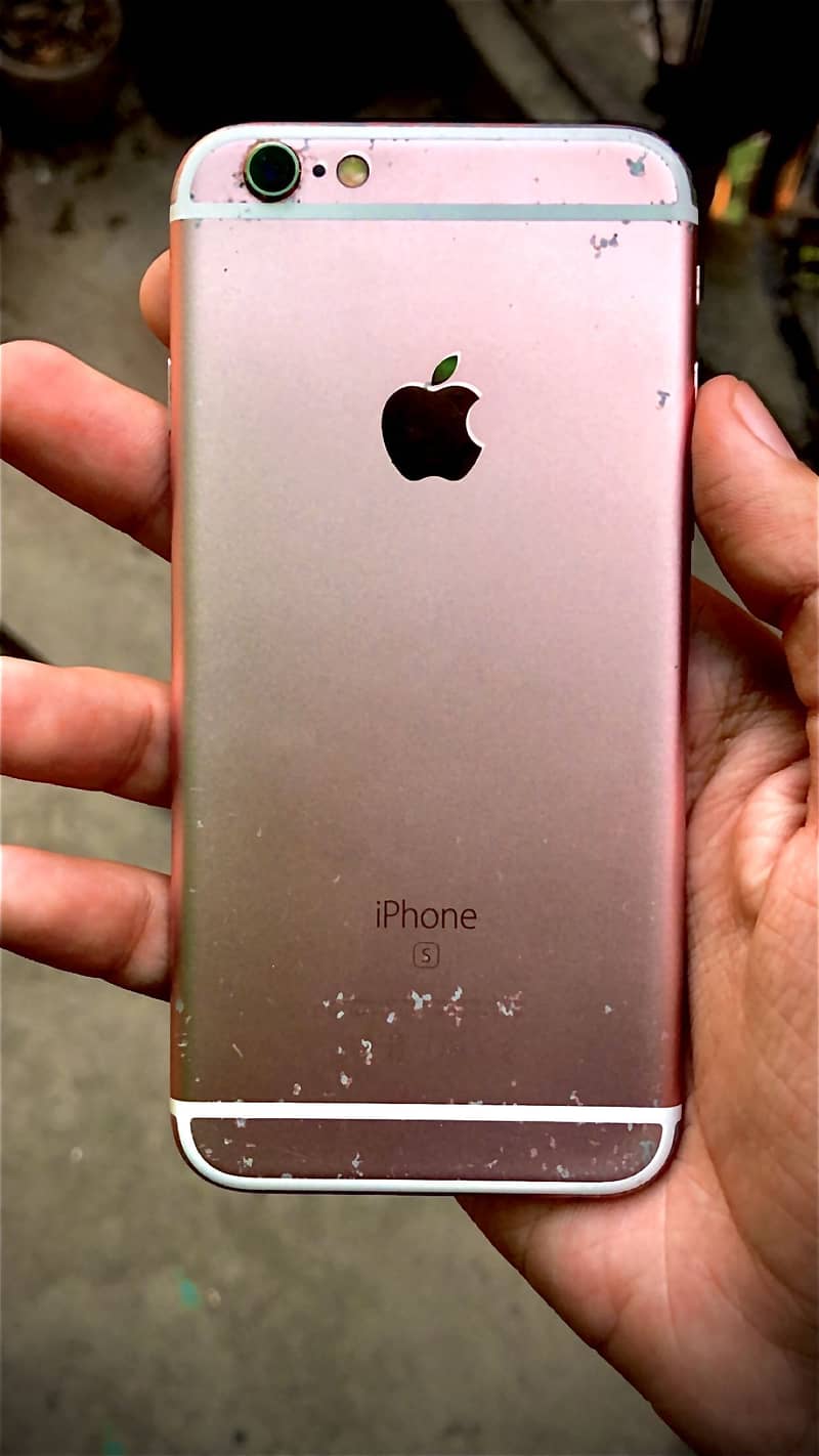Apple iPhone 6S 8