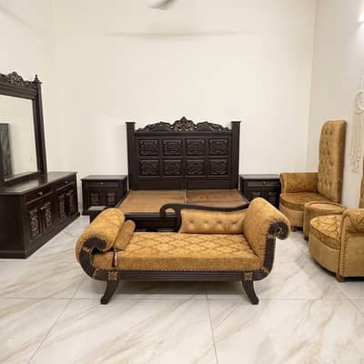 Luxury Carved Wooden Bedroom Set Complete (Bed, Dresser, Dewan,Chairs)