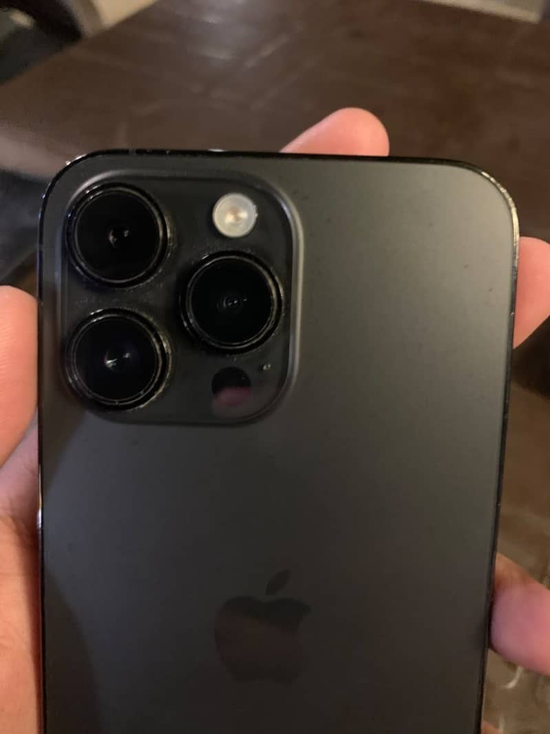 Apple iPhone 14 Pro Max 2