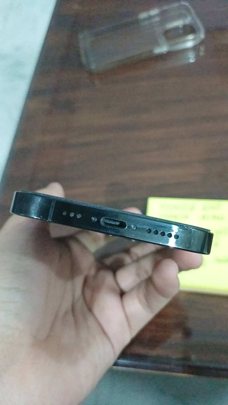 Apple iPhone 14 Pro 3