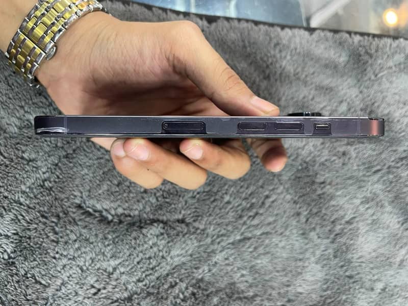 Apple iPhone 14 Pro 4