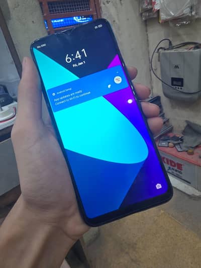 Realme C3 Saman Dabba hai