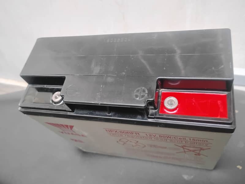 12 volt battery 1