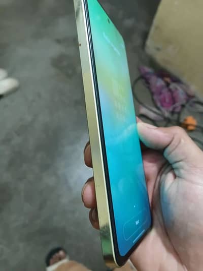 Vivo Y100