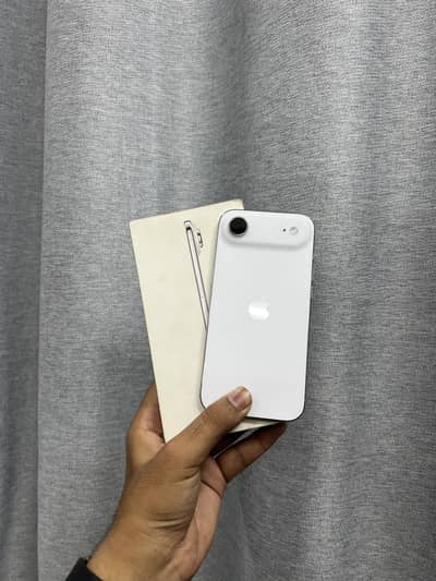 Apple iPhone 17 Air Jv