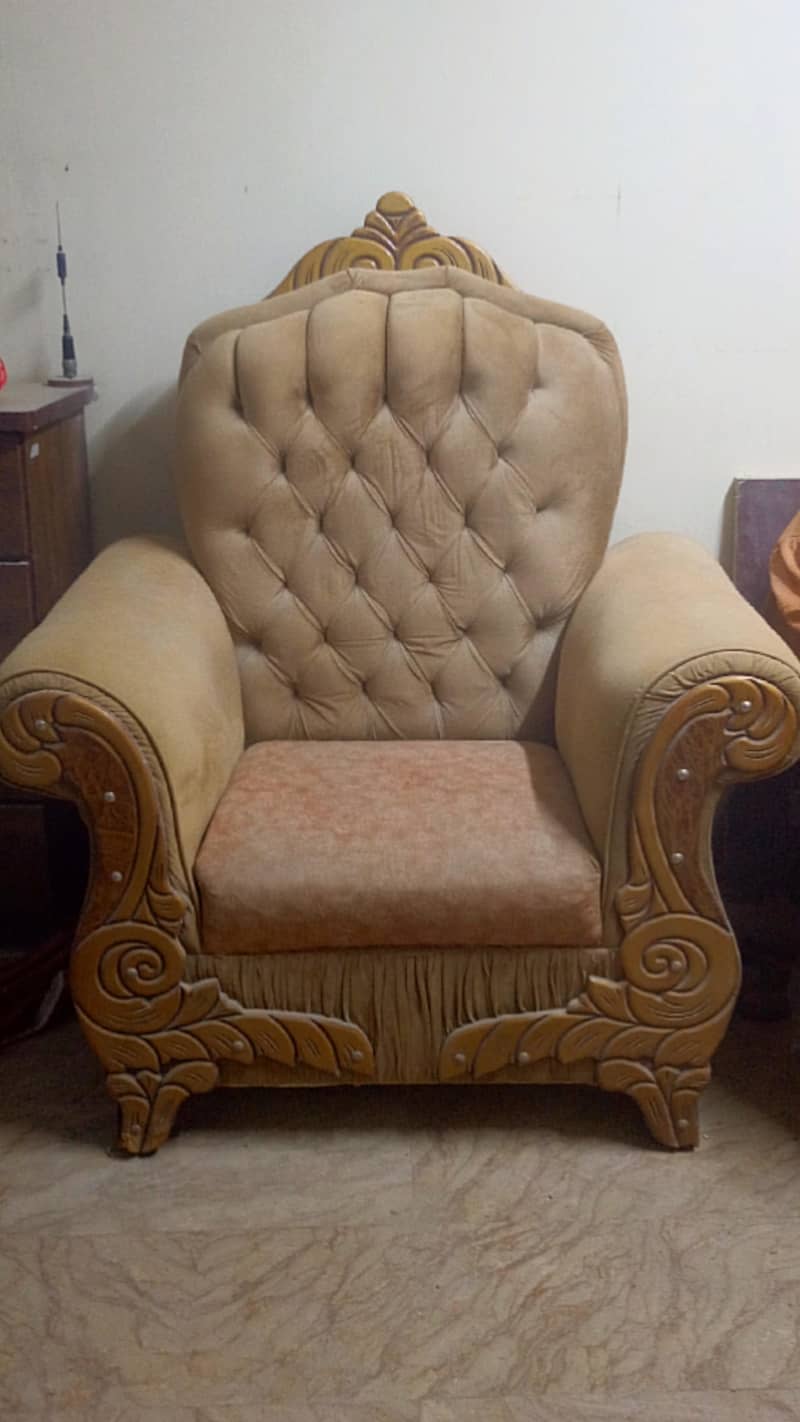 7 seter sofa set 10/9 condition 2