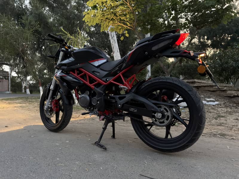 Beneli TnT 150 1