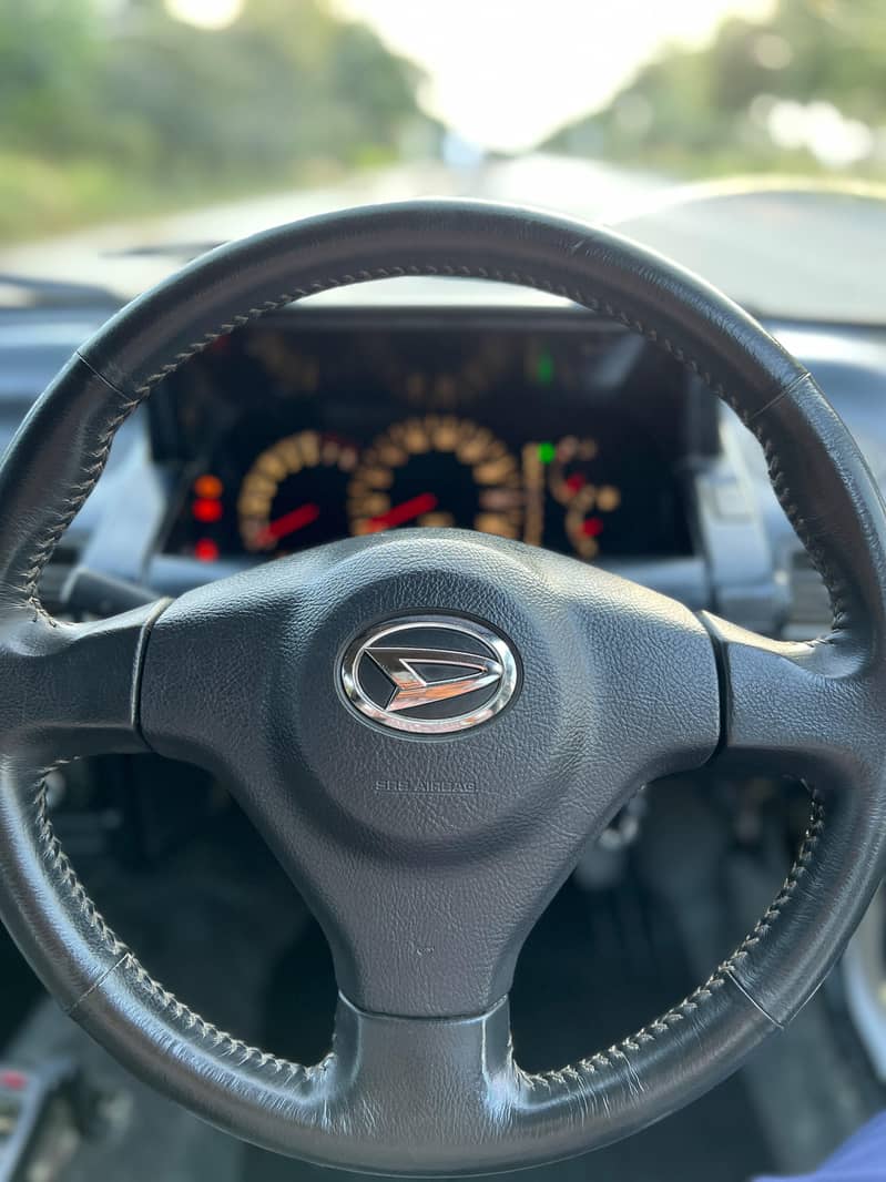 Daihatsu Charade (Automatic) 5