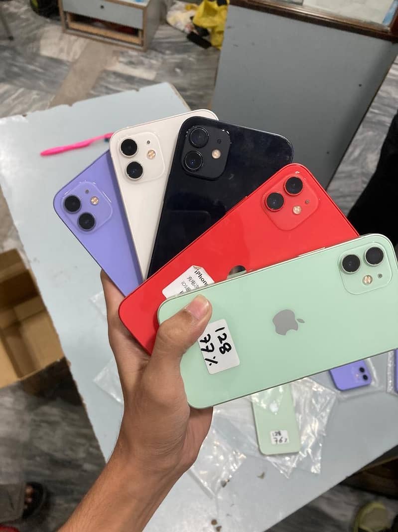 Apple iPhone 12 0