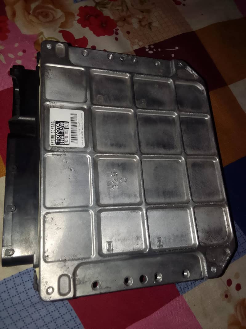 Toyota Corolla ECU 89661-0A730 original engine control unit 2000-200 ...