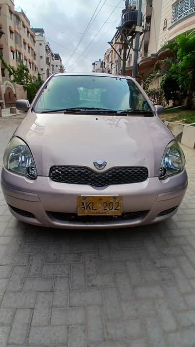 Toyota Vitz 2003